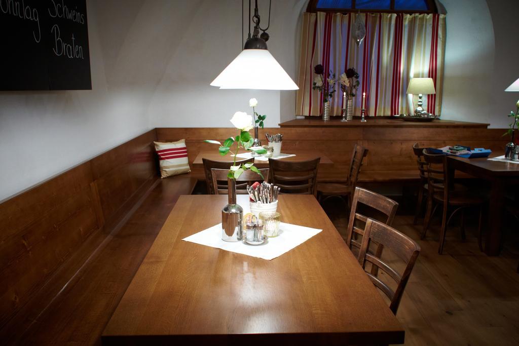 Rathauskeller Melk Hotel Ngoại thất bức ảnh