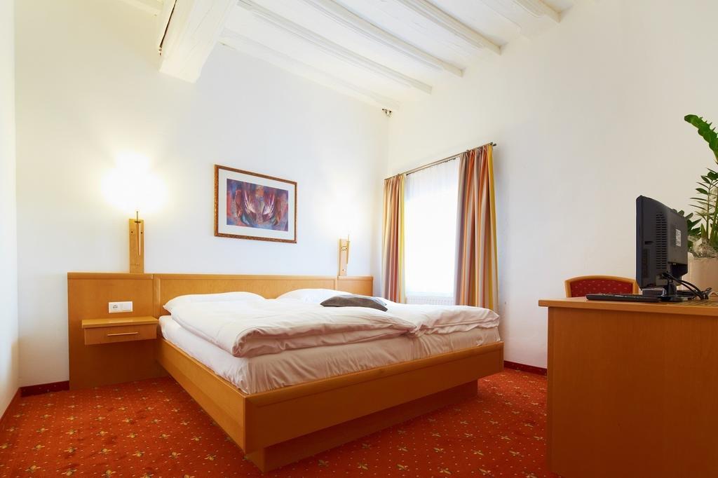 Rathauskeller Melk Hotel Ngoại thất bức ảnh